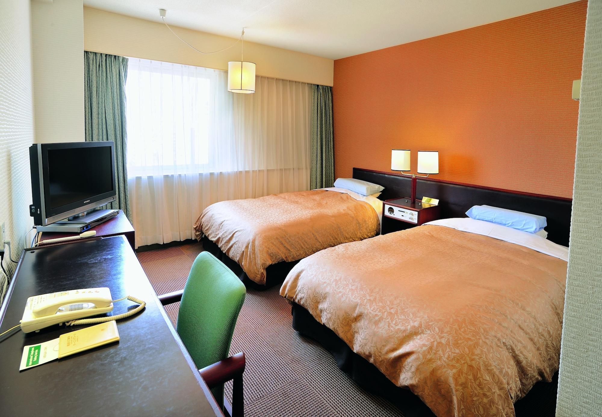Bandai Silver Hotel 3*